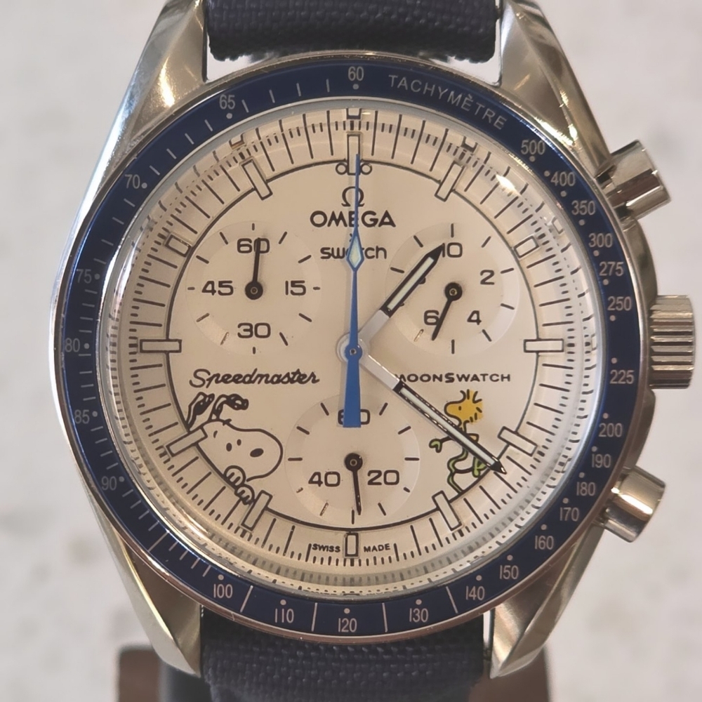 SWATCH MOONWATCH SNOOPY Speedmaster In STAINLESS STEEL - Customizable. 42mm - Picture 9 of 9
